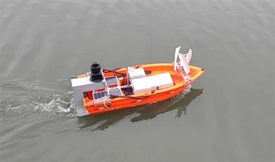 Безпілотне судно для перевірки якості води